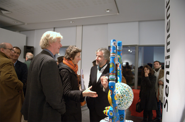 Jaime Lopez inaugura An inside travel