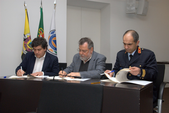 Câmara e bombeiros assinam protocolos de colaboração