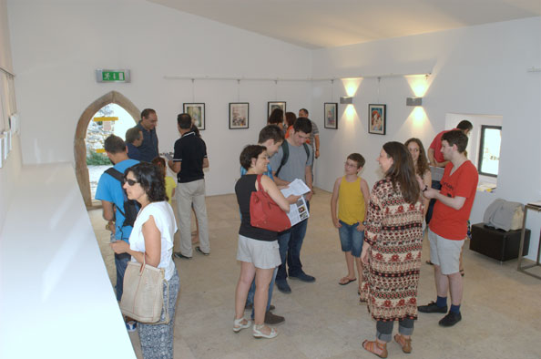 Coletiva de ilustração inaugurada