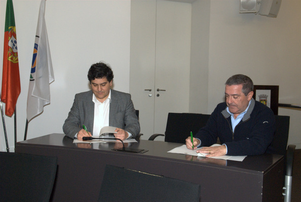 Protocolos assinados preveem mais de 1,7 milhões de euros