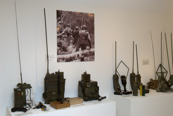 Inauguração da exposição sobre comunicações militares