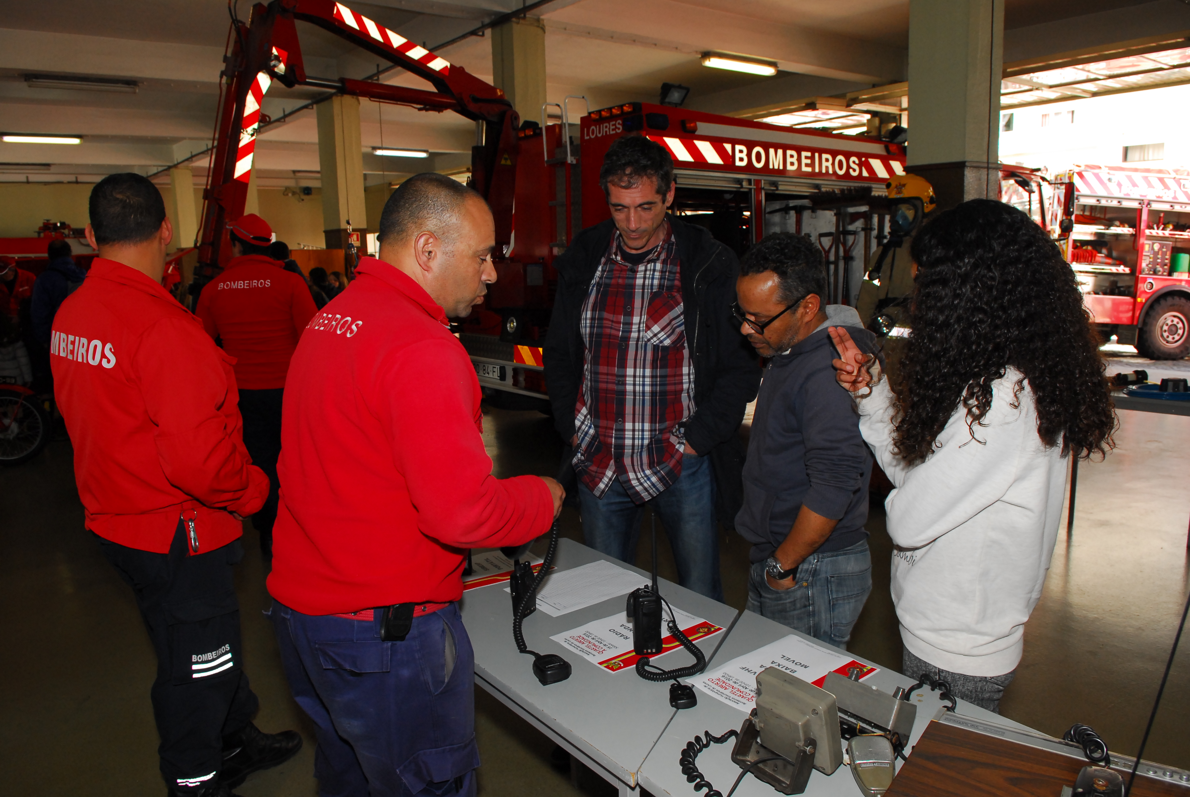 Bombeiros abrem quartel à comunidade