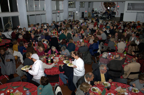 Ceia de Natal para os alunos da Academia dos Saberes