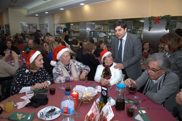 Ceia de Natal para os alunos da Academia dos Saberes