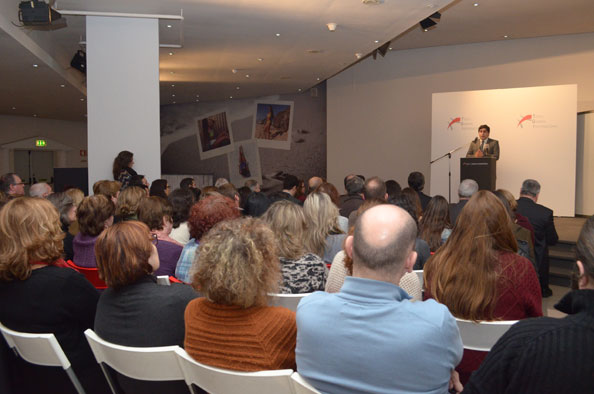 Maior empregadora têxtil do concelho continua de portas abertas