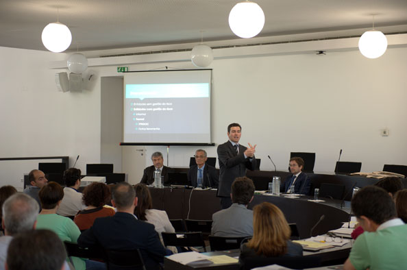 Câmara de Loures promove debate sobre riscos de gestão