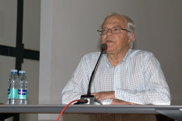 Clive Gilbert recorda paixão pela Fábrica de Loiça de Sacavém