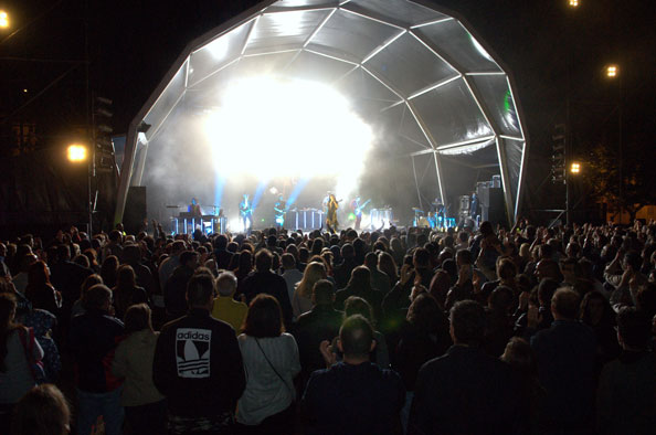 The Gift assinalam primeiro dia das Festas de Loures