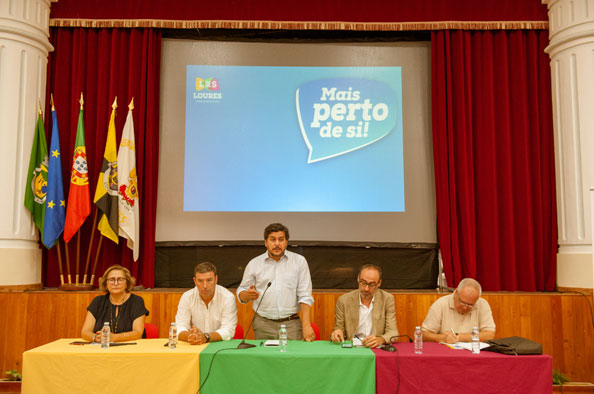 Presidência aberta em Fanhões