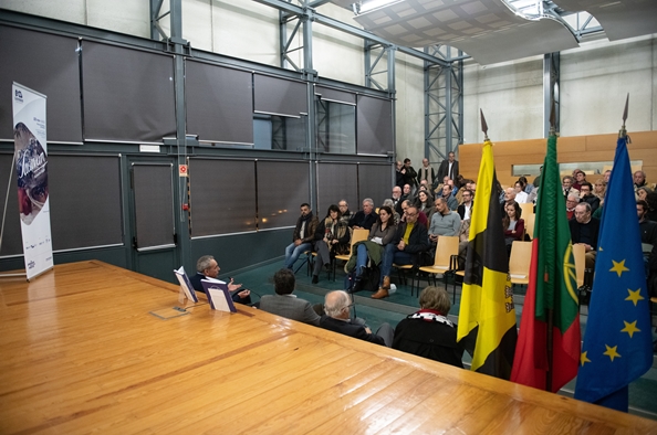 Apresentada monografia Sacavém, a outra loiça_4