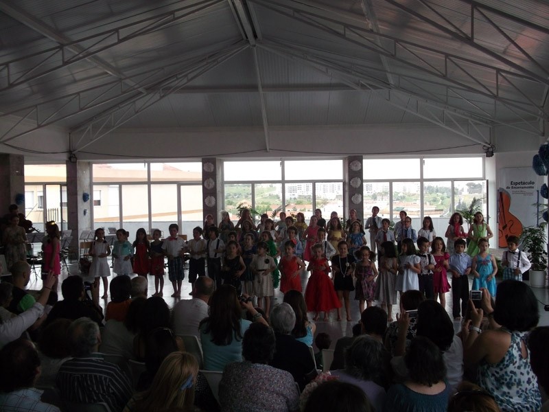 Educação AT_Programas municipais_educação com arte_EAMCN_foto