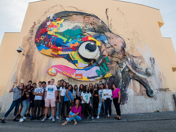 Educação AT_programas municipais_educação com arte_arte publica_foto